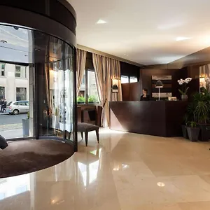 La Du Roy Champs Elysees 4*, Paris France