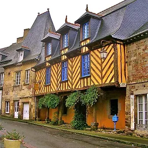 Logis De La Filanderie 3*, Becherel France